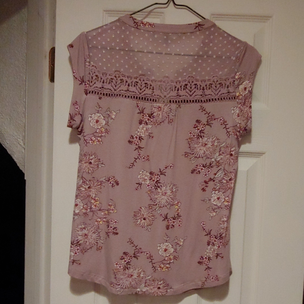 Top - Picture 2 of 2